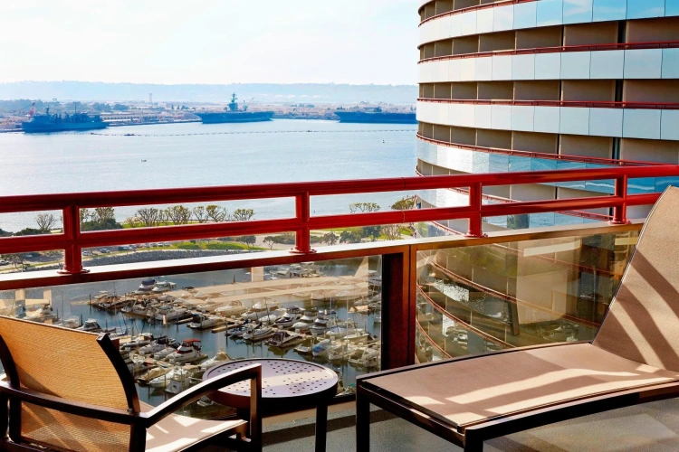 1 Bedroom Executive Double Suite with bay view