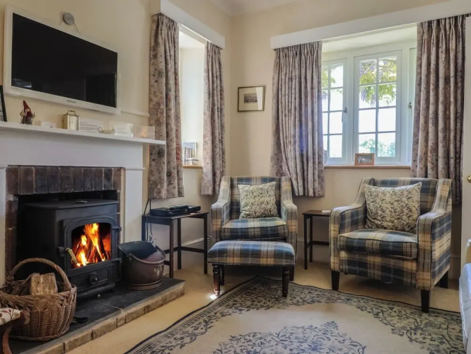 Lynch Cottage