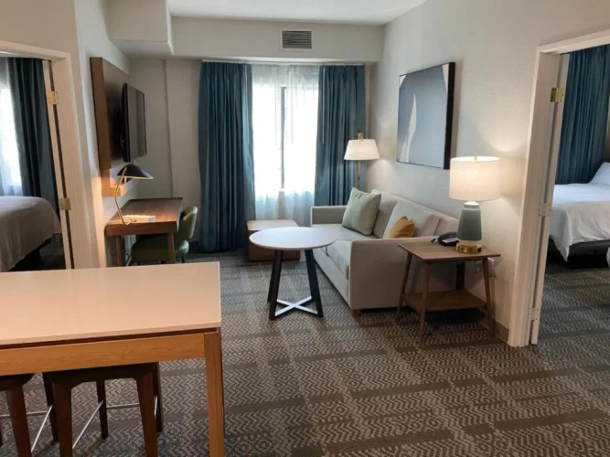 2 Bedrooms Suite