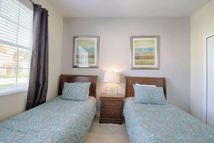 2914 Paradise Palms