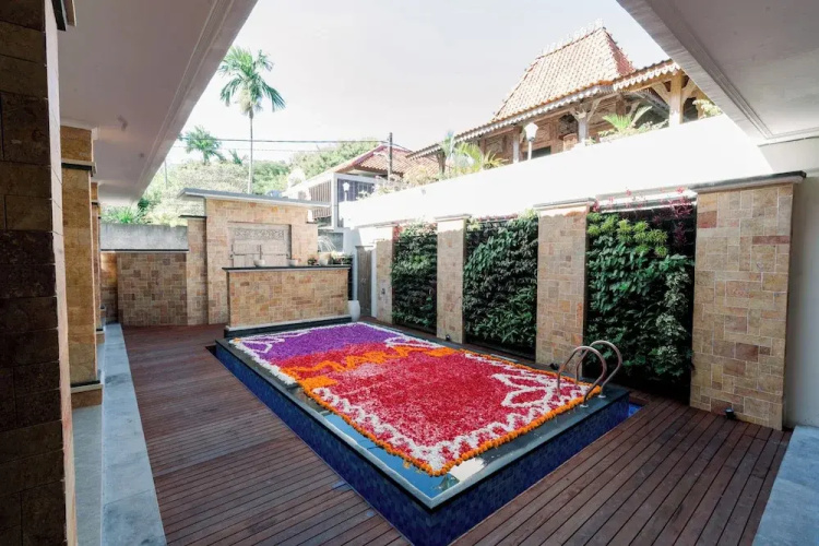 Mara Inn
