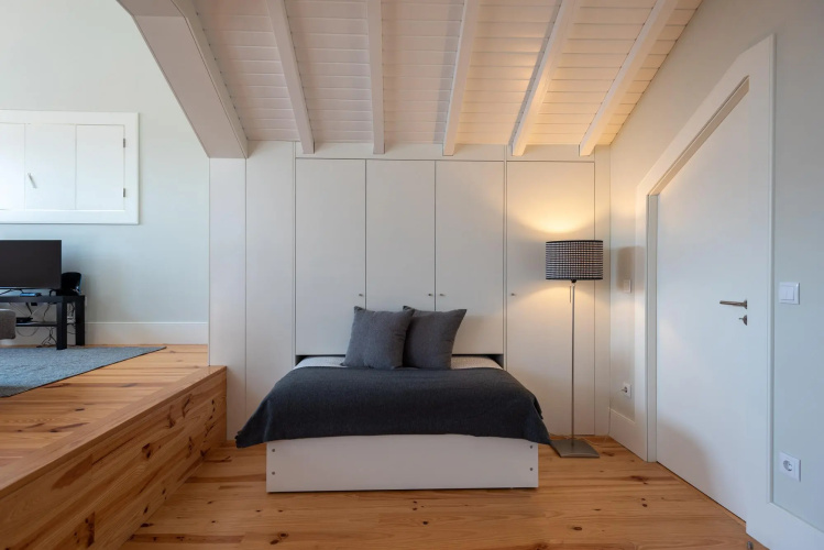 Oporto Rooftop Studio by Vacationy