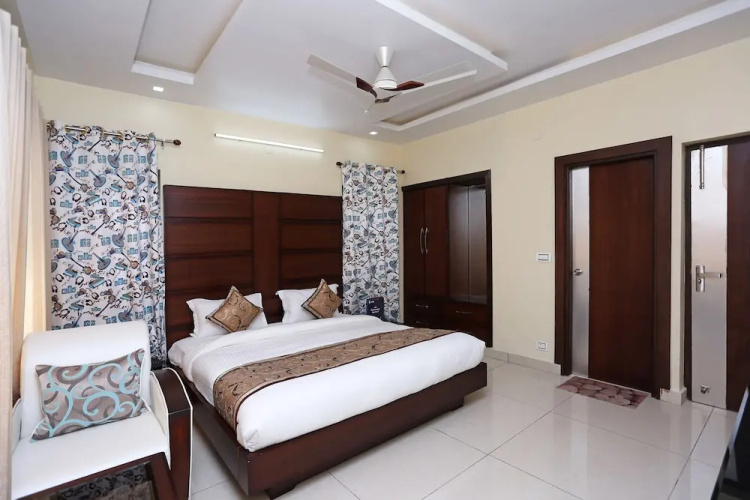 OYO 10253 Hotel Winter Line INN