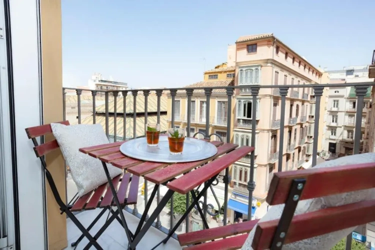 Standard Single Apartment