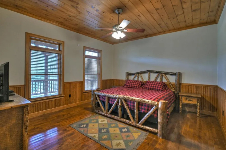 Black Bear River Lodge