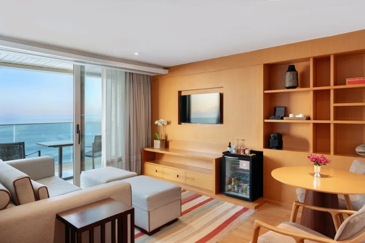 Suite with sea view