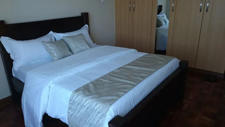 Tomax Apartments Brooks