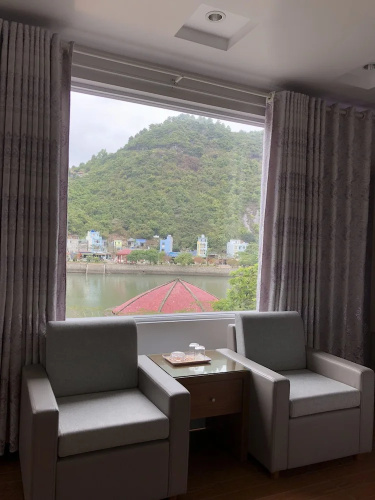 Cat Ba Central Hotel II - Hostel