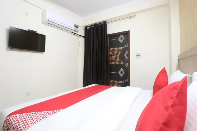 Harsh Residency by OYO Rooms