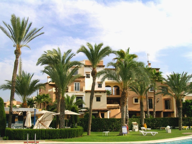 2 Bedrooms Standard Apartment