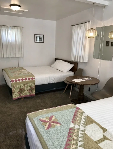 Classic Quadruple room