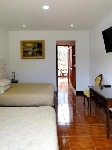 Villa De Los Angeles