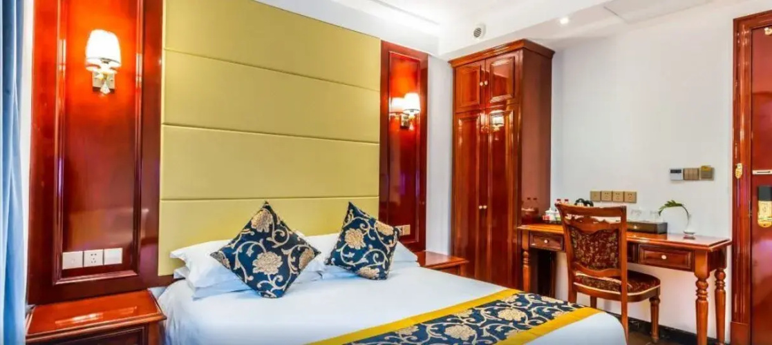 Fengqi Hotel (Hangzhou Hubin Jianguo North Road Metro Exit Branch)