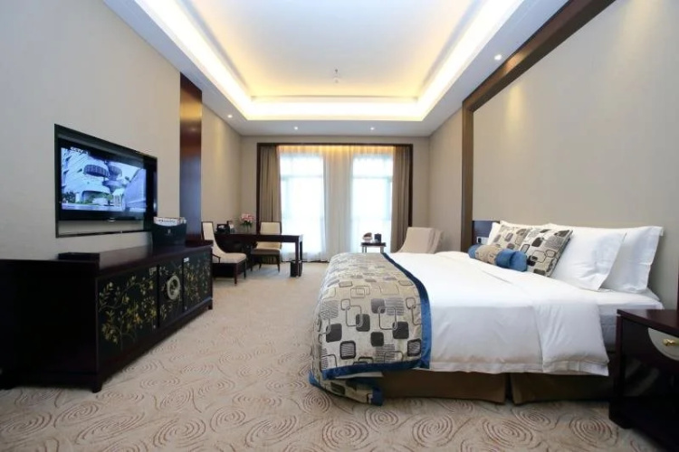 Linyi River Hotel