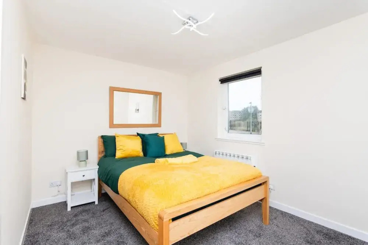 1 Bed-ground Floor-free Parking