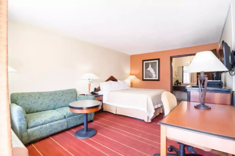 Rodeway Inn Hotel Greensboro