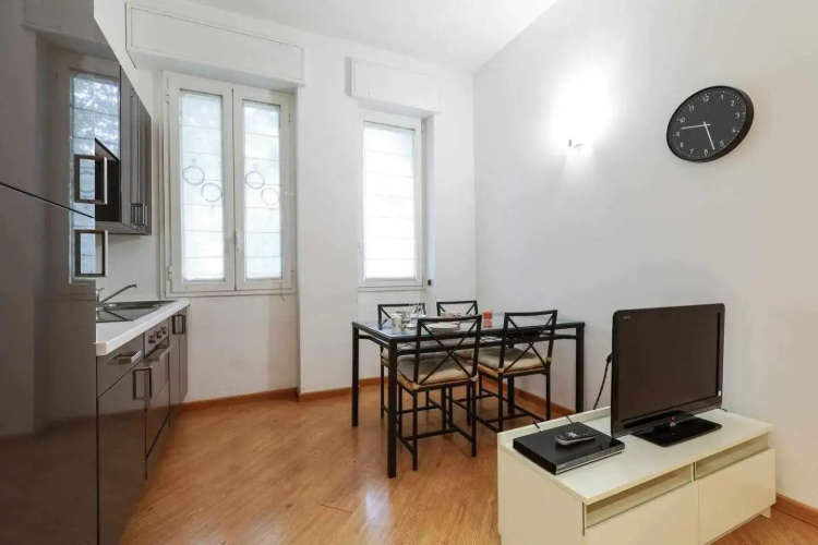 SV18C Charming modern flat S Ambrogio