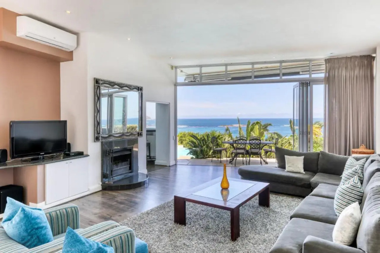 Camps Bay Villas