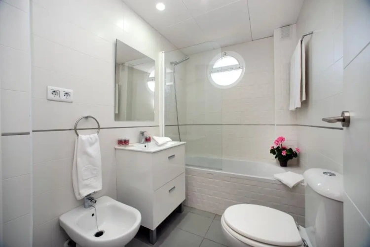 1 Bedroom Double Apartment
