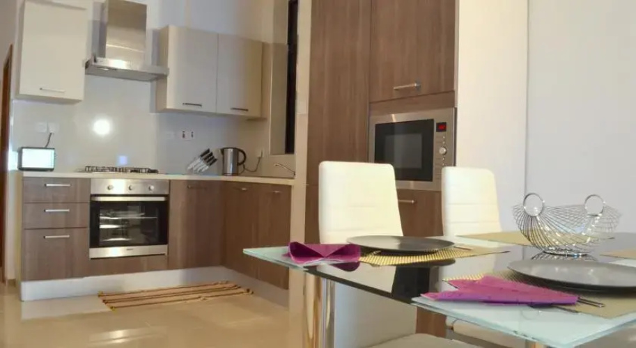 Spinola Seafront Apartment