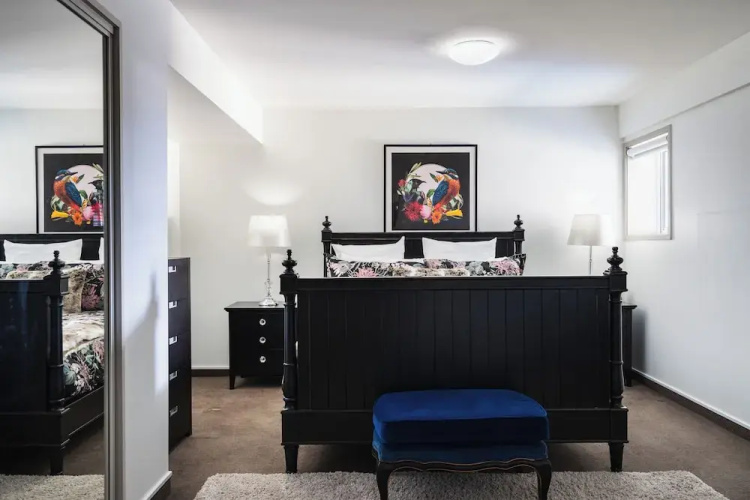 Manor Place Apartment