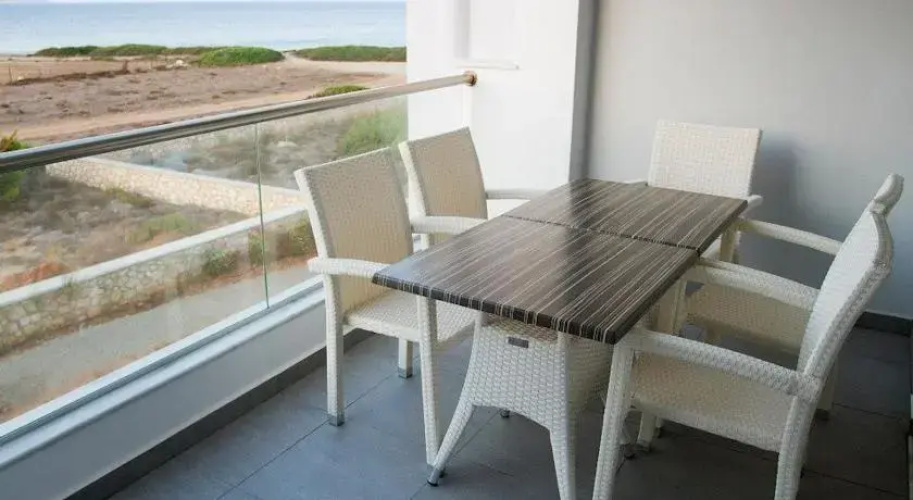 Thalassa Suites