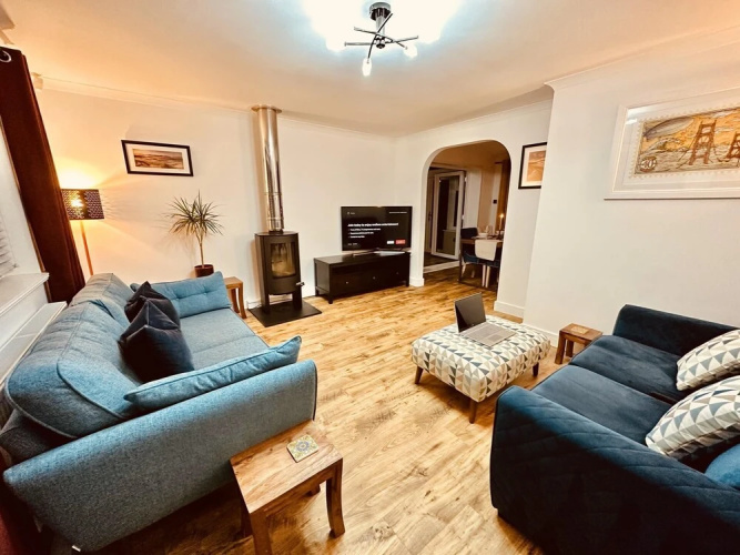House, Pentire, Newquay, Near Beaches With Parking