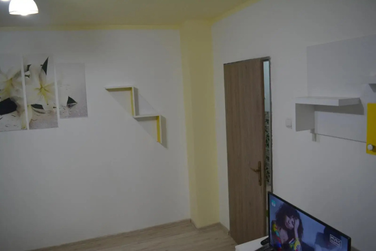 Green apartment