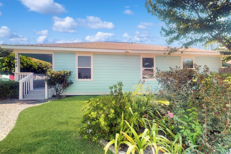 3 Bedrooms Cottage