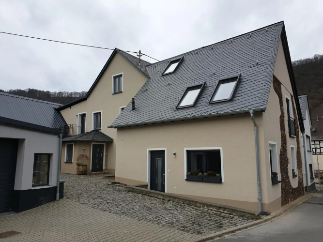 Zur Fausenburg