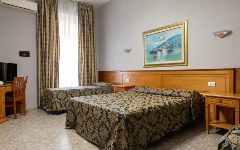 Standard Quadruple room