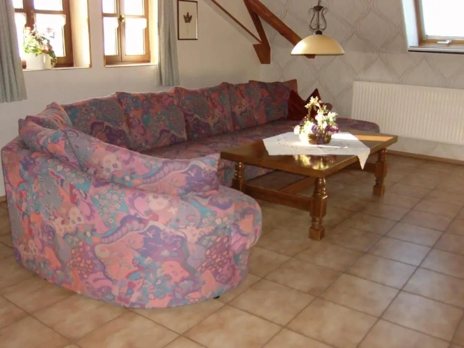 3 Bedrooms Apartment