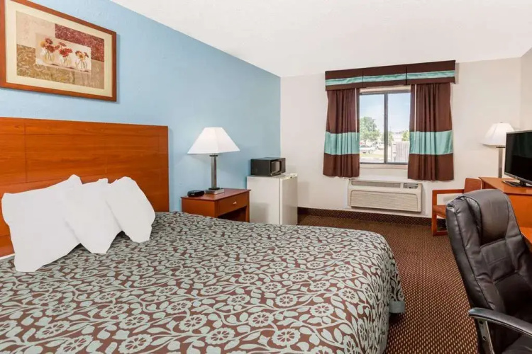 Days Inn Ankeny - Des Moines