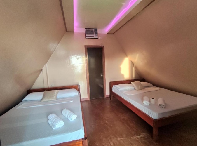 Standard Quadruple room with sea view