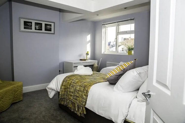 Skylight Apartment