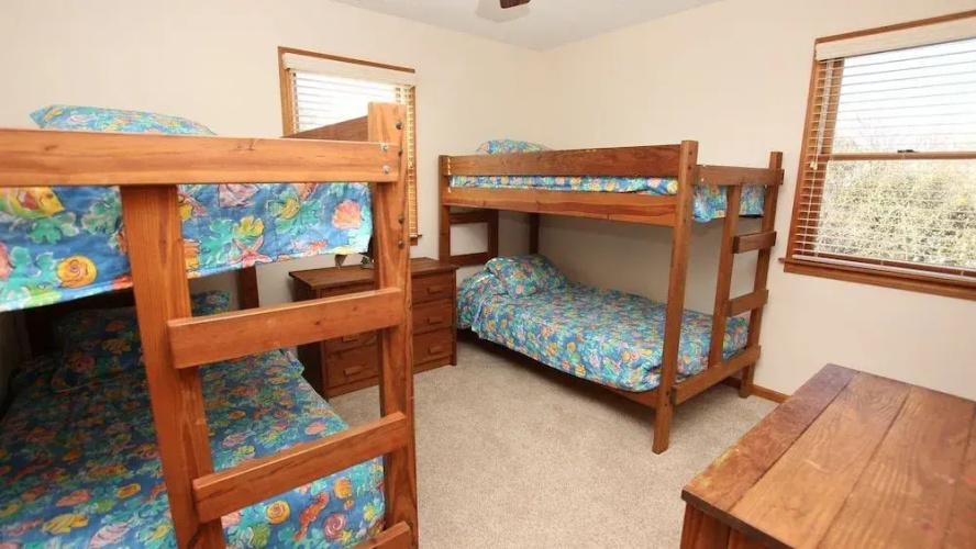Lake's Ocean View - 5 Br Home