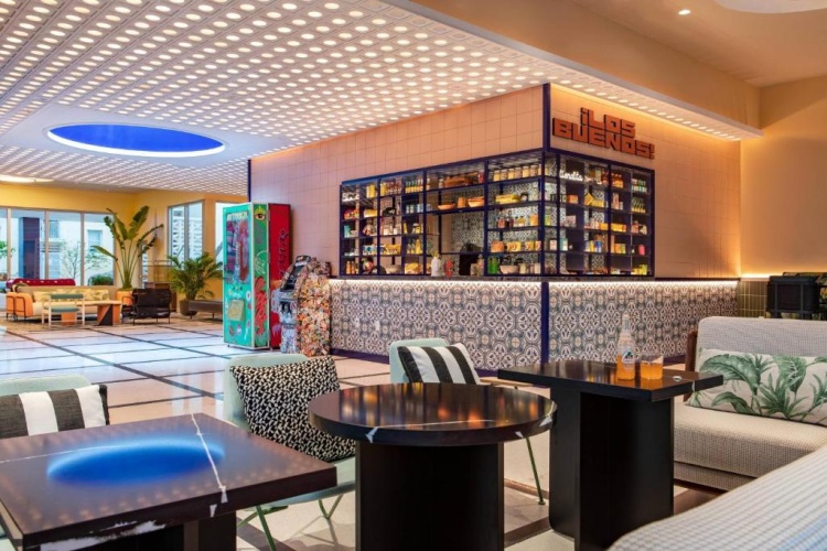 Moxy Miami South Beach photo 14