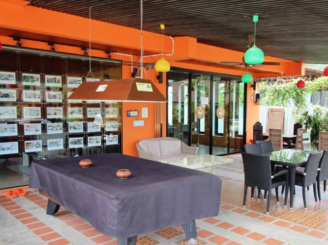 Hi So Low Cost Aparthotel