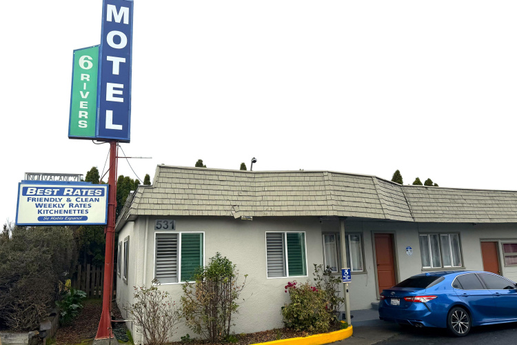 6 Rivers Motel Fortuna Near Hwy 101 - Fortuna, CA