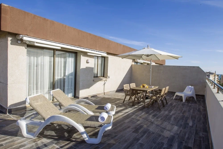 1 Bedroom Deluxe Penthouse room