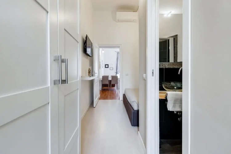 2 Bedrooms Apartment