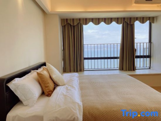 2 Bedrooms Suite with balcony and with sea view