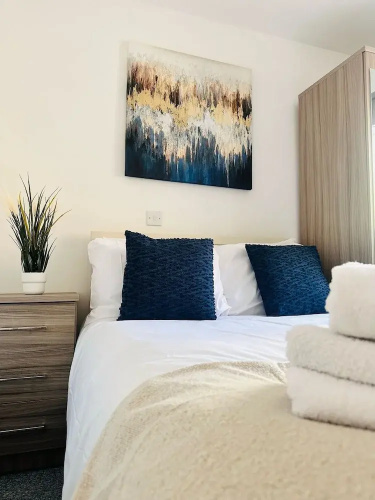 Spacious and Comfortable 2-bed Flat
