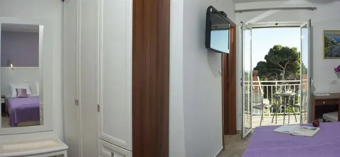 Apartments Dubčić