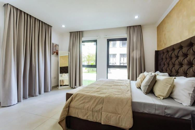 2 bedroom Space Available