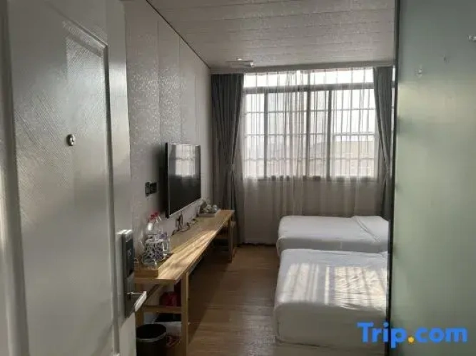 Premium Twin room
