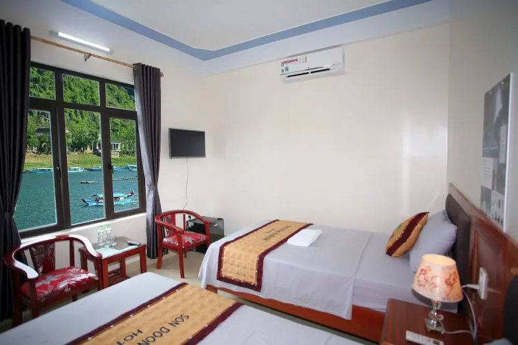Son Doong Riverside Homestay