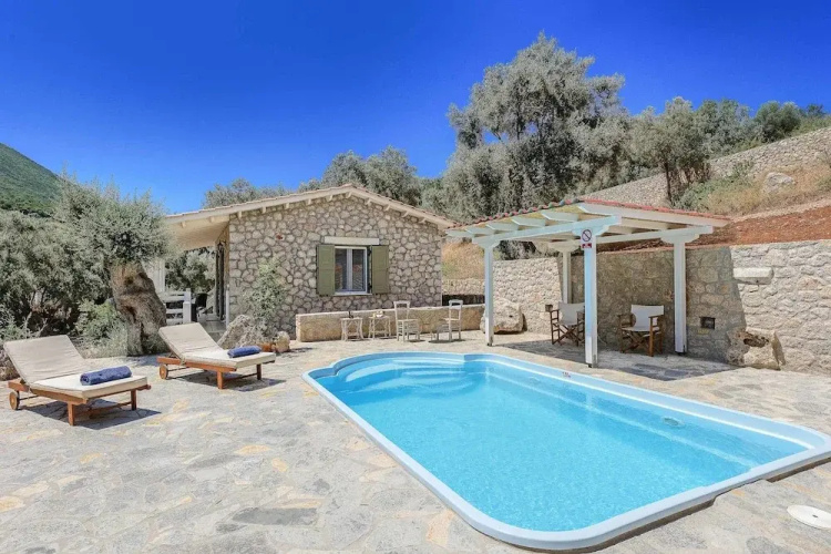 Villa Ledaki
