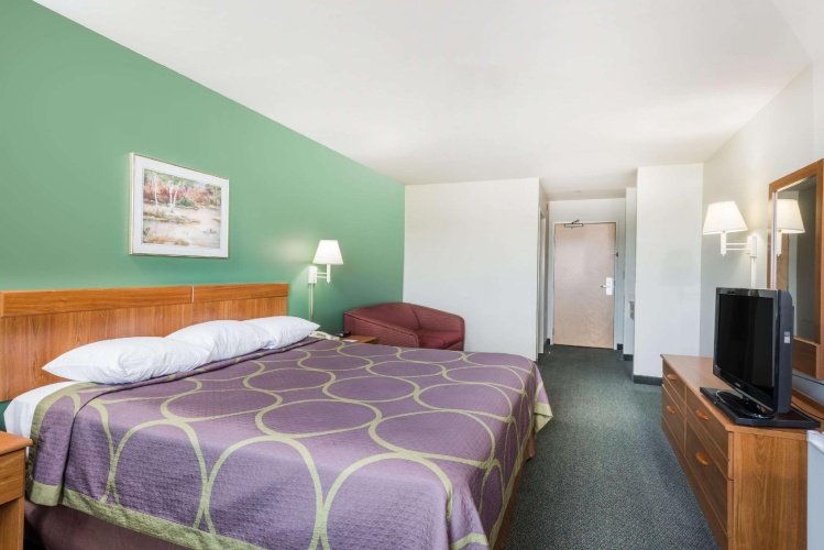1 Bedroom Double Suite