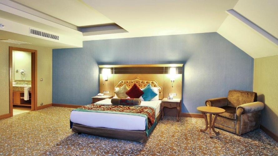 Family Duplex room with land view